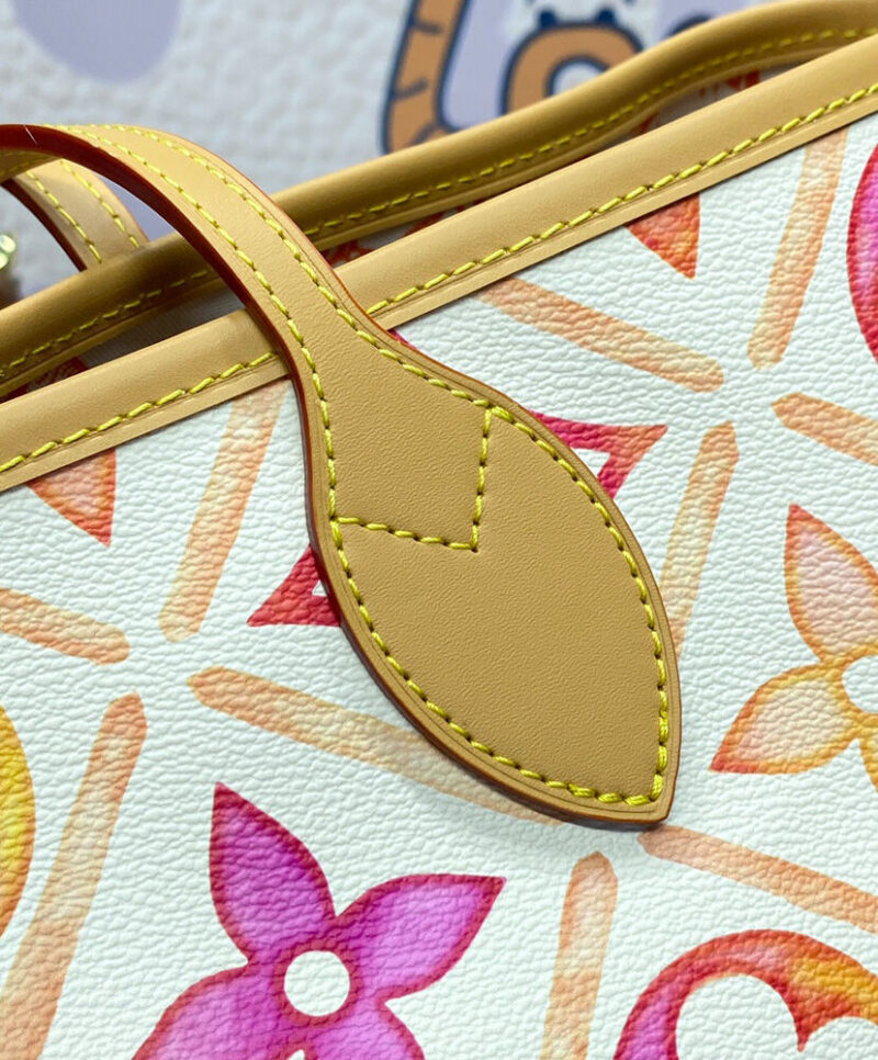 Louis Vuitton Neverfull MM - Exclusively Online M11263 M25317
